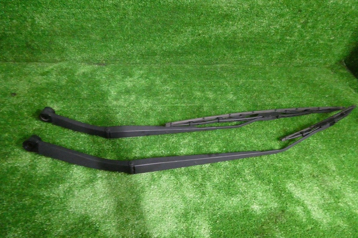 【A59318】◇セレナ HFC26 左右 ワイパーアーム拍卖