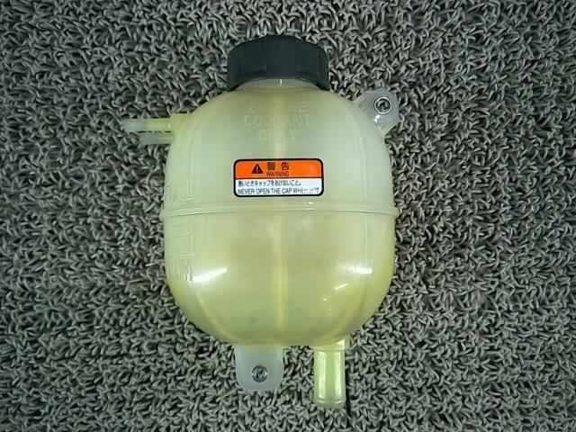 ☆平成27年 エブリィ エブリー バン PA DA17V ラジエータリザーブタンク 17930-64P00拍卖