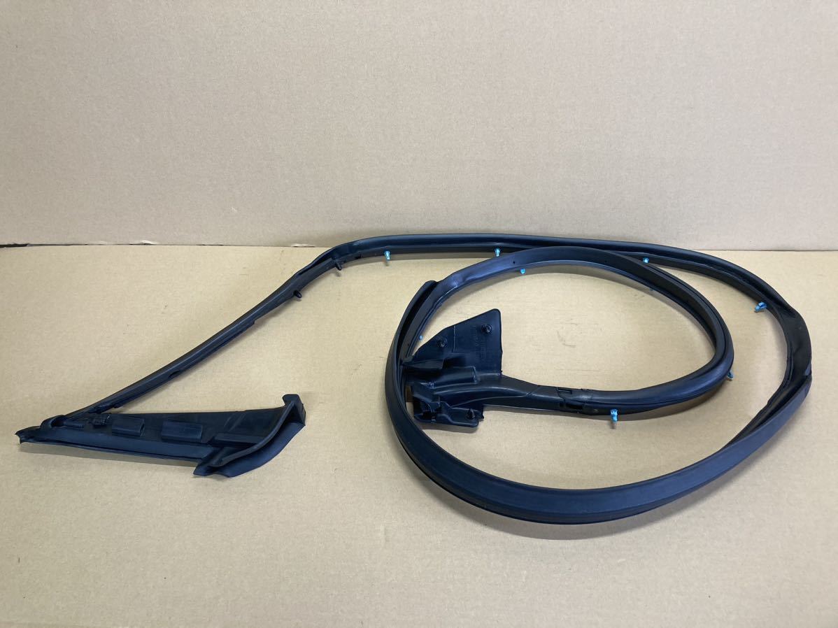 WGNC34 WGC34 C34 ステージア 日産 純正 左 助手席側 ウェザーストリップ 80831 0V003KF拍卖