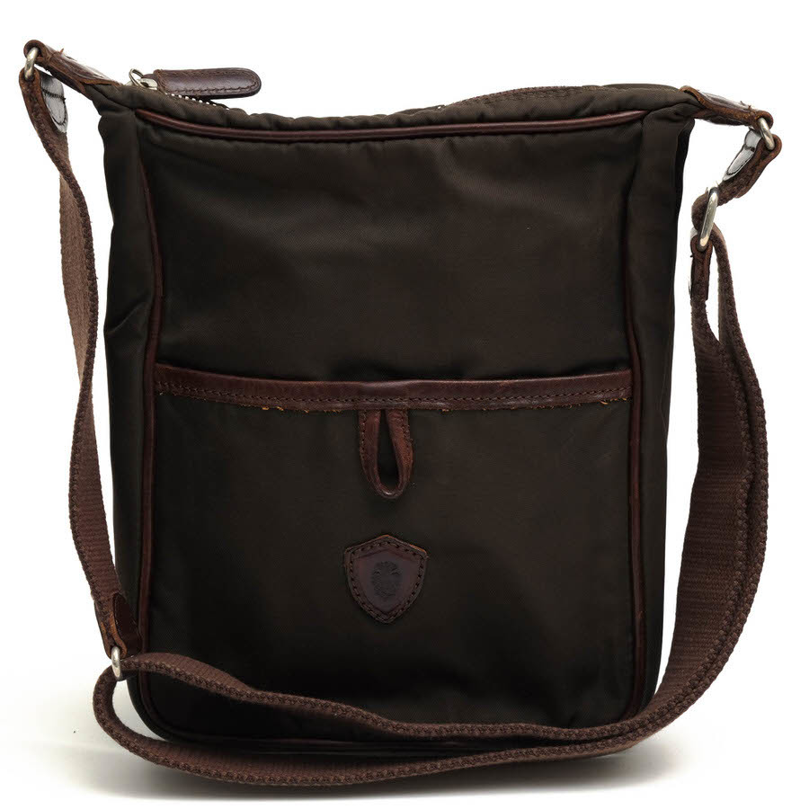 Felisi フェリージ ショルダーバッグ 9950/DS 伊リモンタ社ナイロン バケッタレザー 牛革拍卖