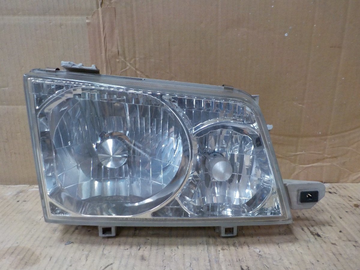 マツダ タイタン ヘッドライト 右 KOITO100-61933 ジャンク品【送料込み】拍卖