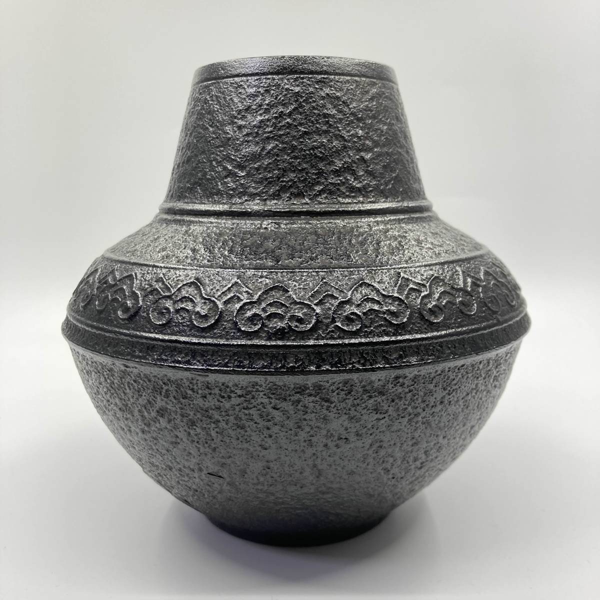 K0231J★南部鉄器 照亦製作所 壺/花瓶/昭和レトロ/鉄瓶/アンティーク/古民家/工芸/粋拍卖