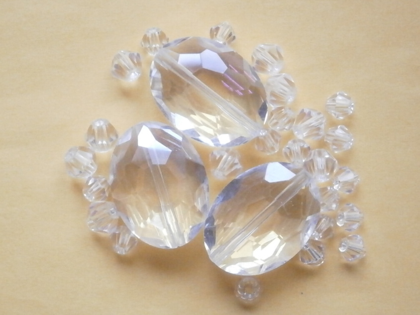 ガラスビーズ★オーバル★クリア系★6拍卖