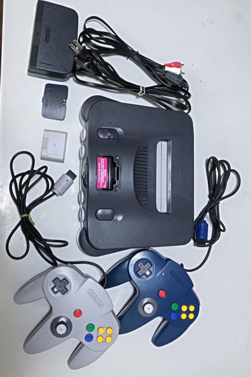 NINTENDO64 一式+カセット115本+コントローラーパック一つ拍卖
