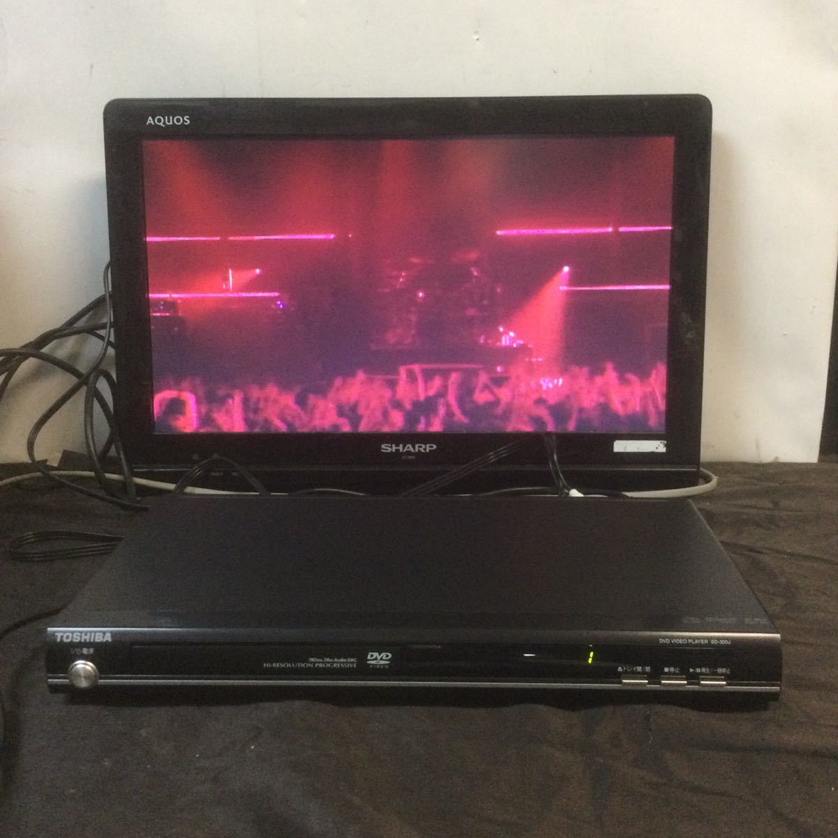 TOSHIBA DVDプレーヤー SD-300J 動作品 東芝 DVDビデオプレーヤー拍卖