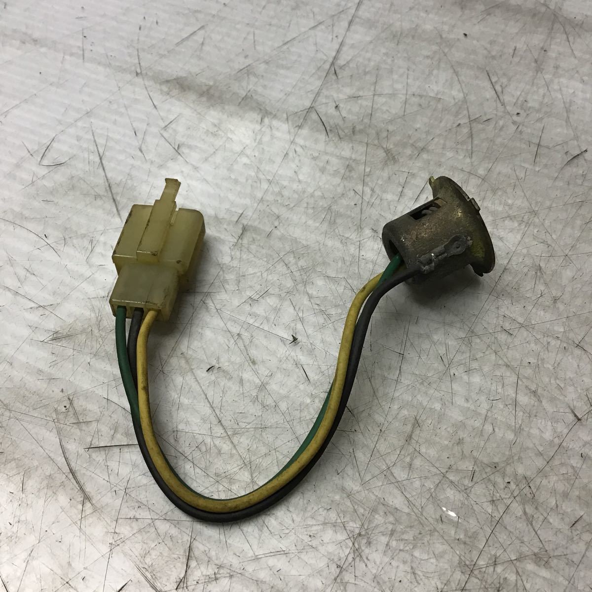 B26-40 ヤマハ JOG スポーツ3RY ヘッドライト ソケット 純正部品 動作確認済み拍卖