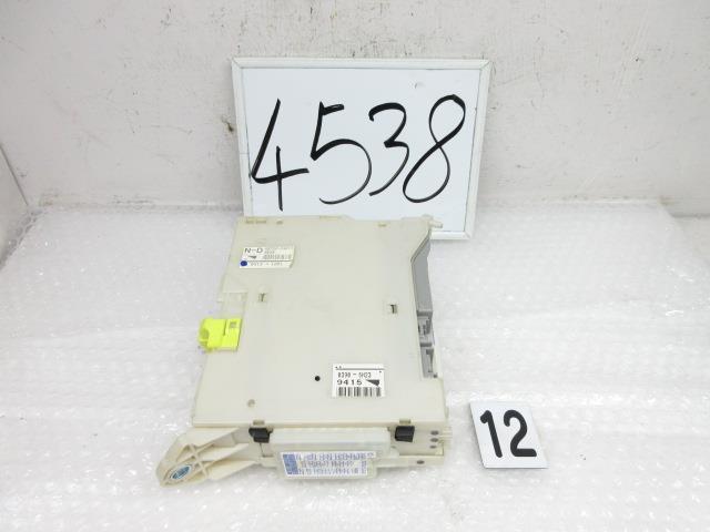 H19 レクサス IS250 GSE20 (12) ヒューズボックス 室内右側 82730-53011 187199 4538拍卖