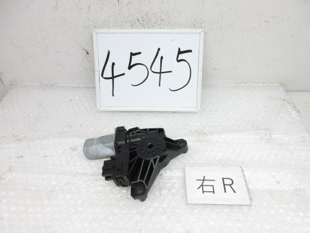 2018年 ベンツ B180 W246 246242 右Rドアレギュレーターモーター A2469063200 187669 4545拍卖