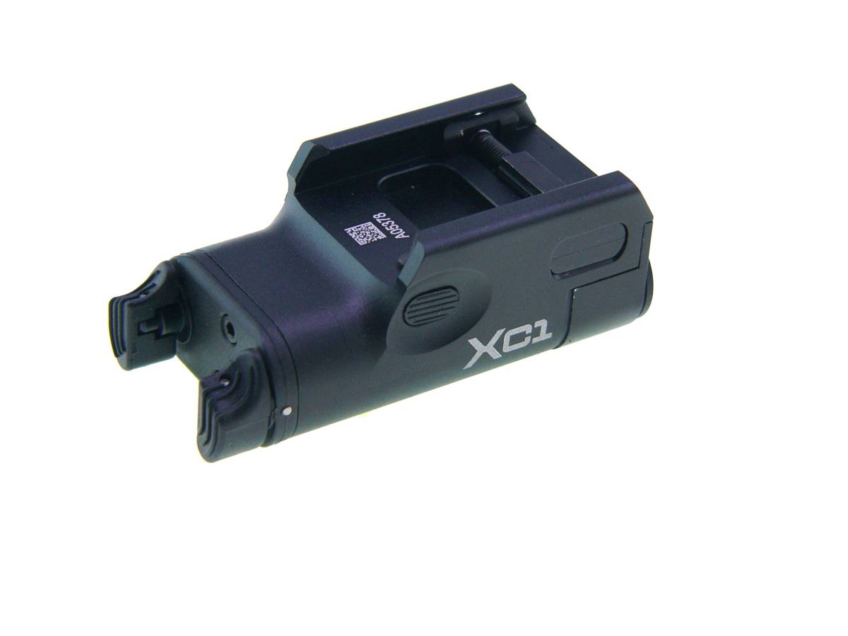XC1型LEDピストルライト黒ハンドガンライト新品20mmレイル対応。拍卖