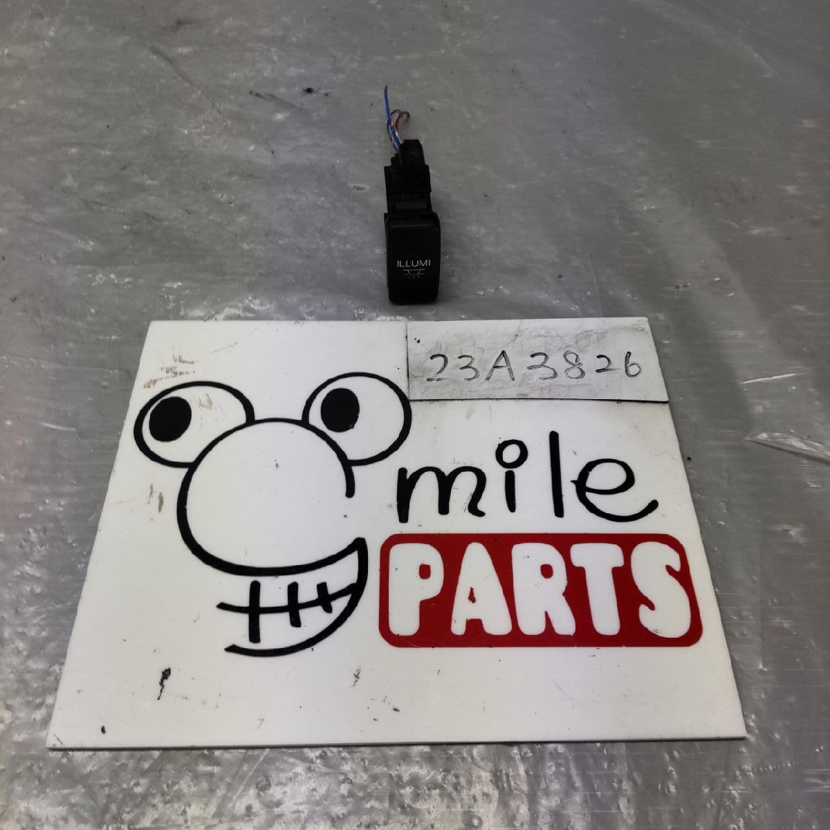 M401F/QNC20 デックス 純正 イルミスイッチ 1A5-13-7/23A3826*同梱不可拍卖