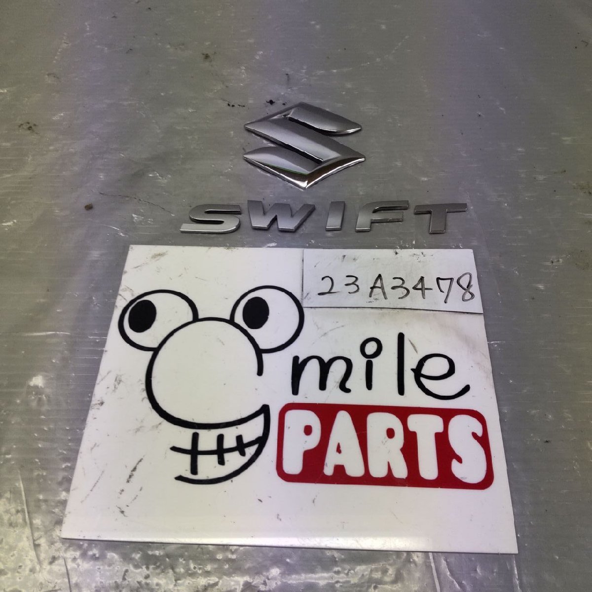 ZC71S スイフト 純正 ゲートエンブレム 1A3-13-3/23A3478*同梱不可拍卖