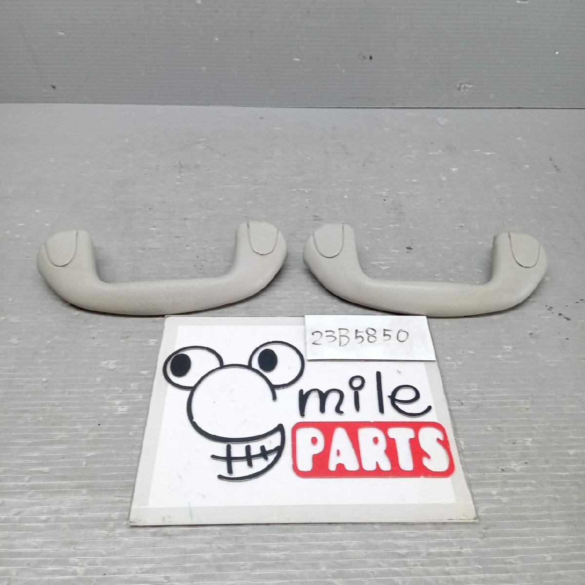 DA64V エブリィ 純正 Aピラーアシストグリップ 1B2-4-4/23B5850*同梱不可拍卖