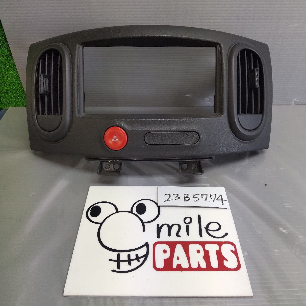 Z12/NZ12 キューブ 純正 オーディオパネル 2Z2-5-8/23B5774*同梱不可拍卖