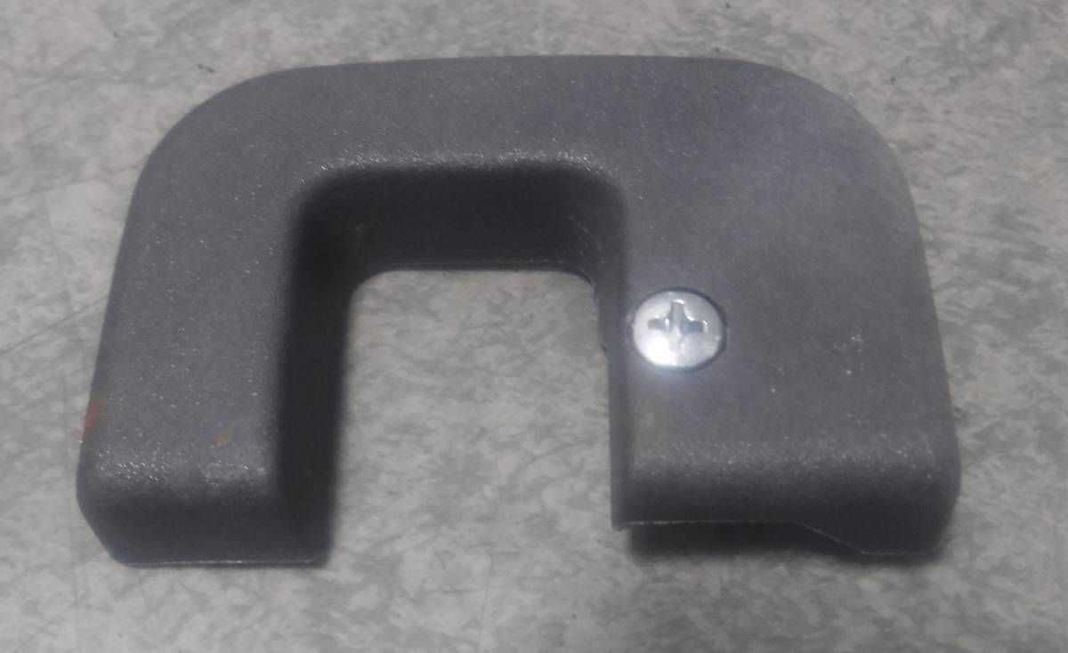 メルセデスW210ベンツEクラスE240純正E320左フロントドア助手席ドア ラッチ内装カバー内張りパネル内貼りドアラッチ左フロント ドアロック拍卖