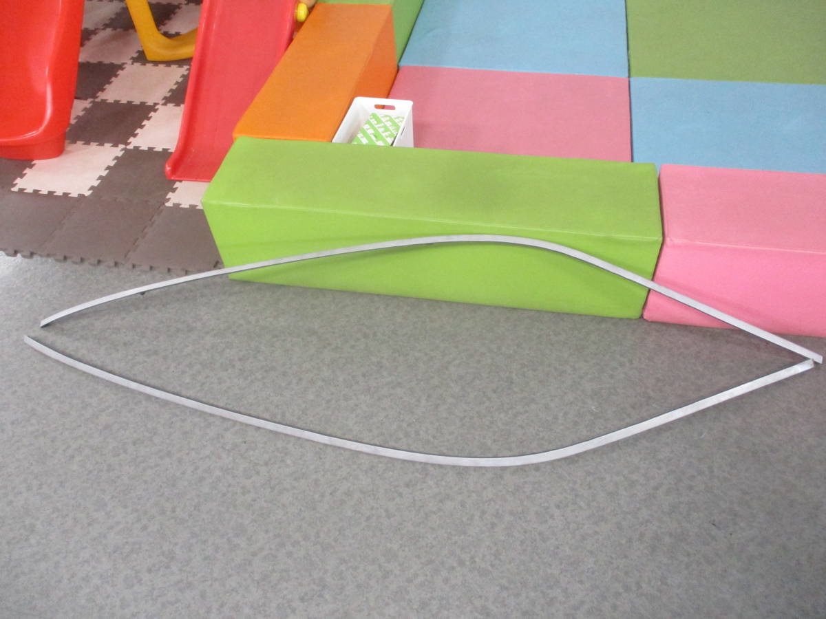 ベンツEクラスW210純正ルーフモール左 右E240ルーフE320屋根モールディング シルバー即決即日発送可能!!拍卖