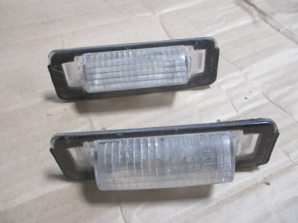 メルセデスW210ベンツEクラスE240純正リアナンバー灯E320リヤナンバー灯リア左リヤ右ナンバー灯ライセンスプレート2108200356ライト ランプ拍卖