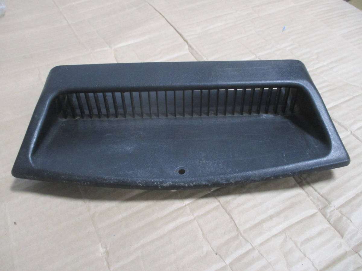 メルセデスW210ベンツEクラスE240純正インパネ下エアーダクトE320エアーダクト2108310546ロアーダクト内装ルーバー部品取り車あります拍卖