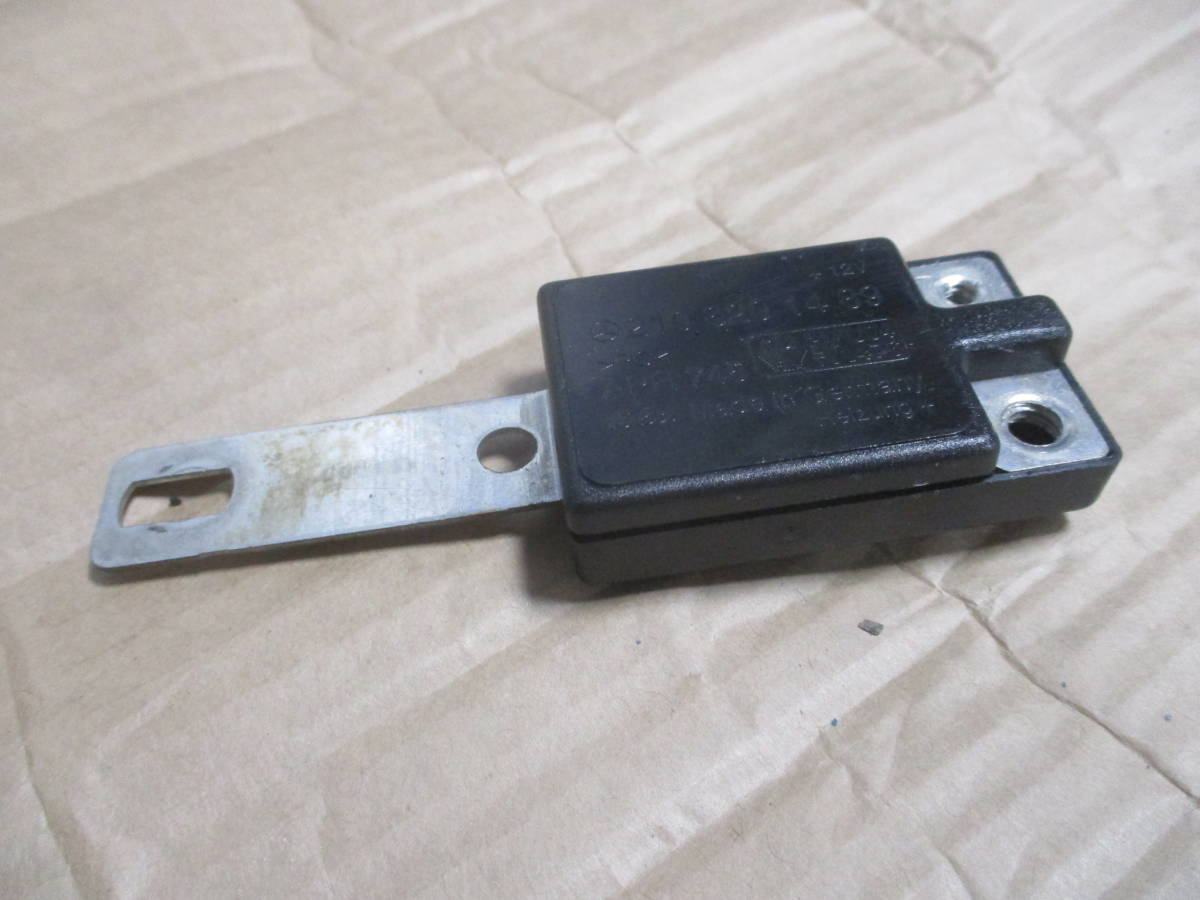 メルセデスW210ベンツEクラスE240純正E320アンテナアンプ2108201489アンテナ アンプ コントロール ユニット コントローラー部品取り車あり拍卖