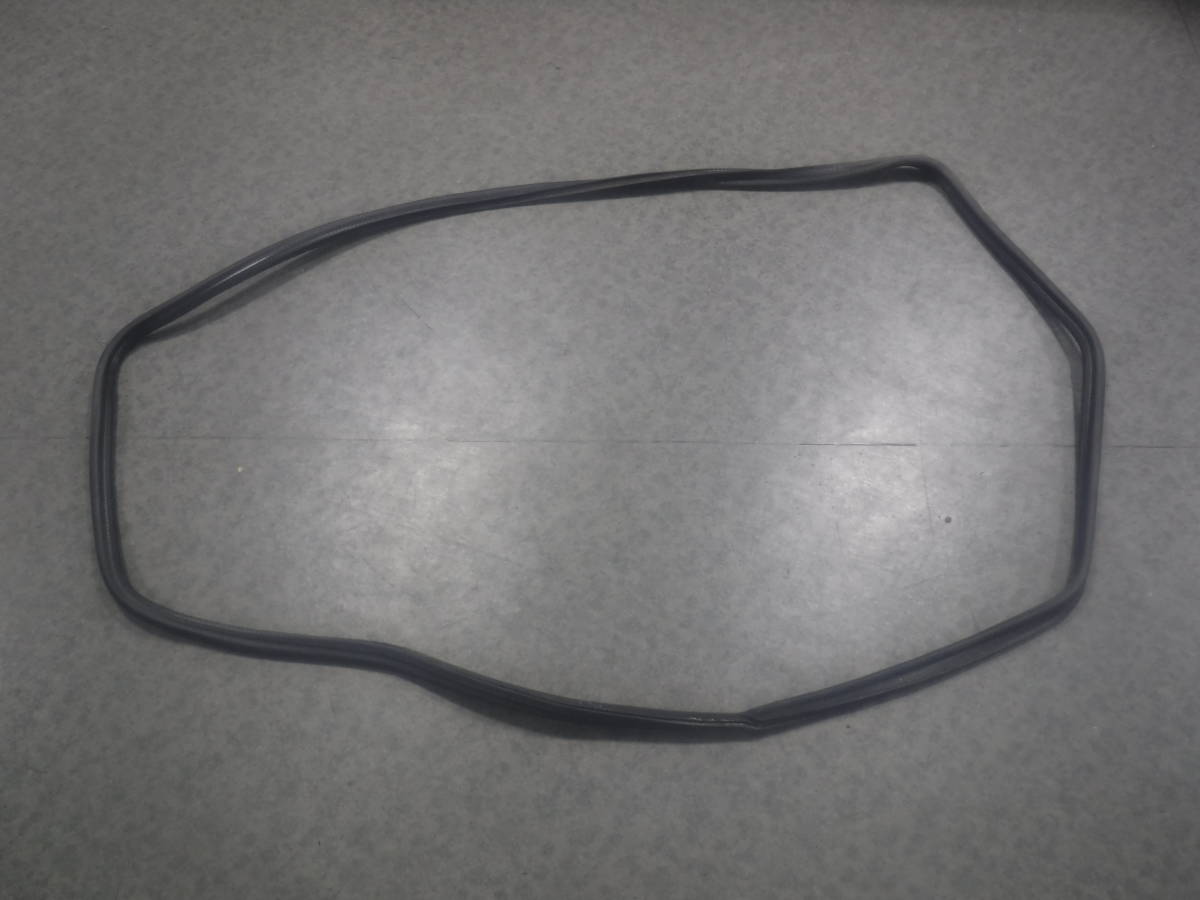 ベンツEクラスW210リアE240トランク ウェザーストリップ防水ゴムE320シールド リヤ純正ウエザーストリップ メルセデス部品取り車拍卖