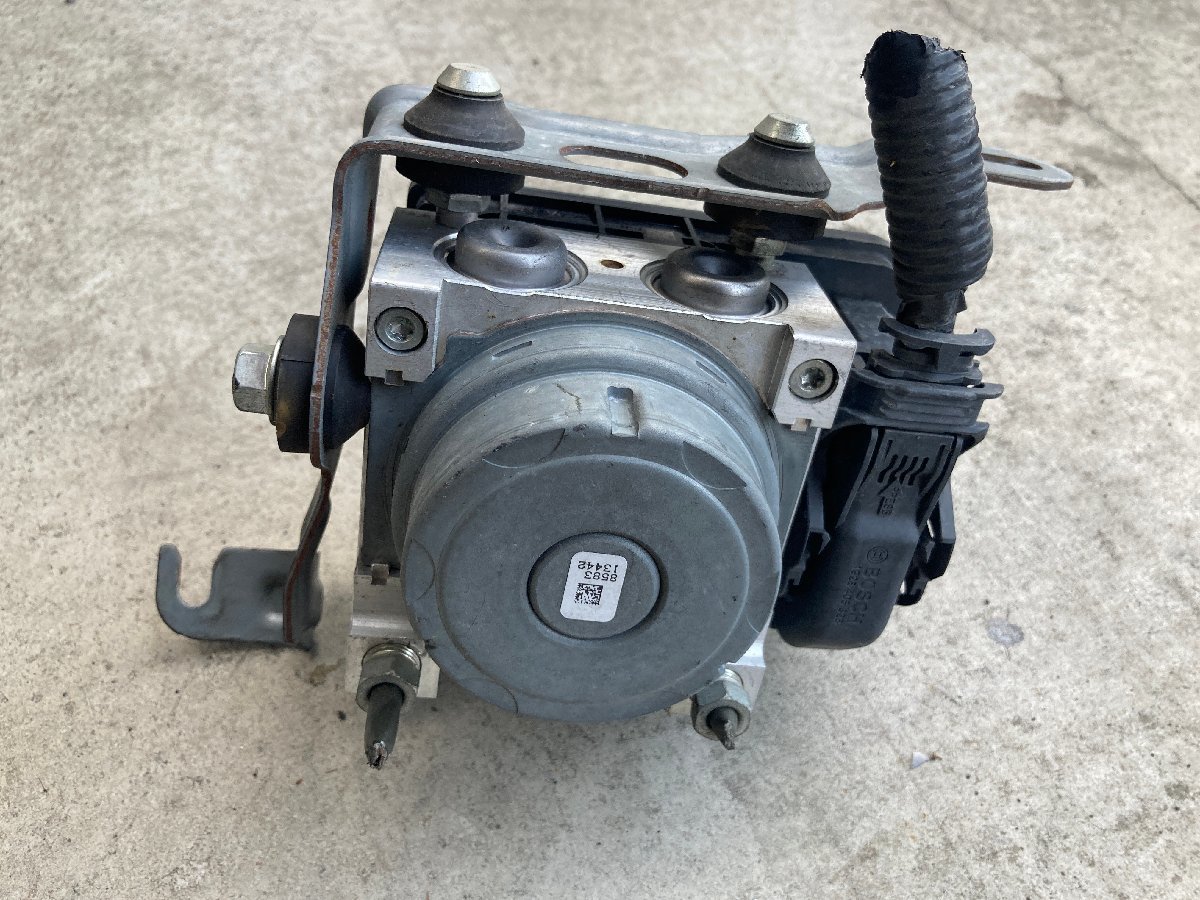 2014年  スズキ スペーシア MK32S AT車用 ABSアクチュエーター  R06Aエンジン 走行111073㎞ 6089拍卖