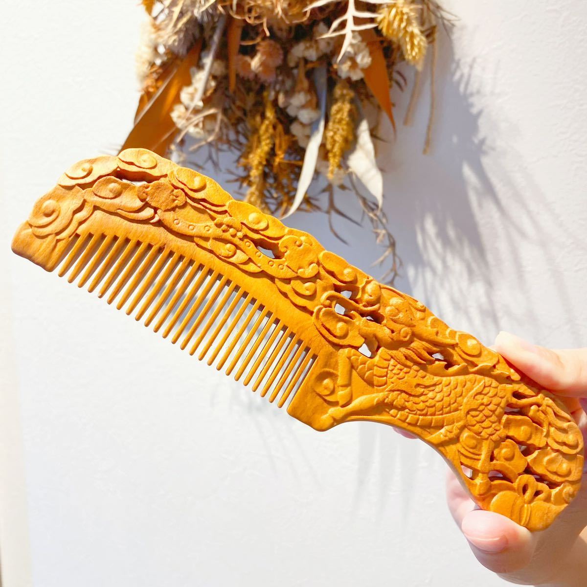 桃の木 彫刻 櫛 運気アップ 厄除け お守り プレゼント くし クシ ブラシ拍卖