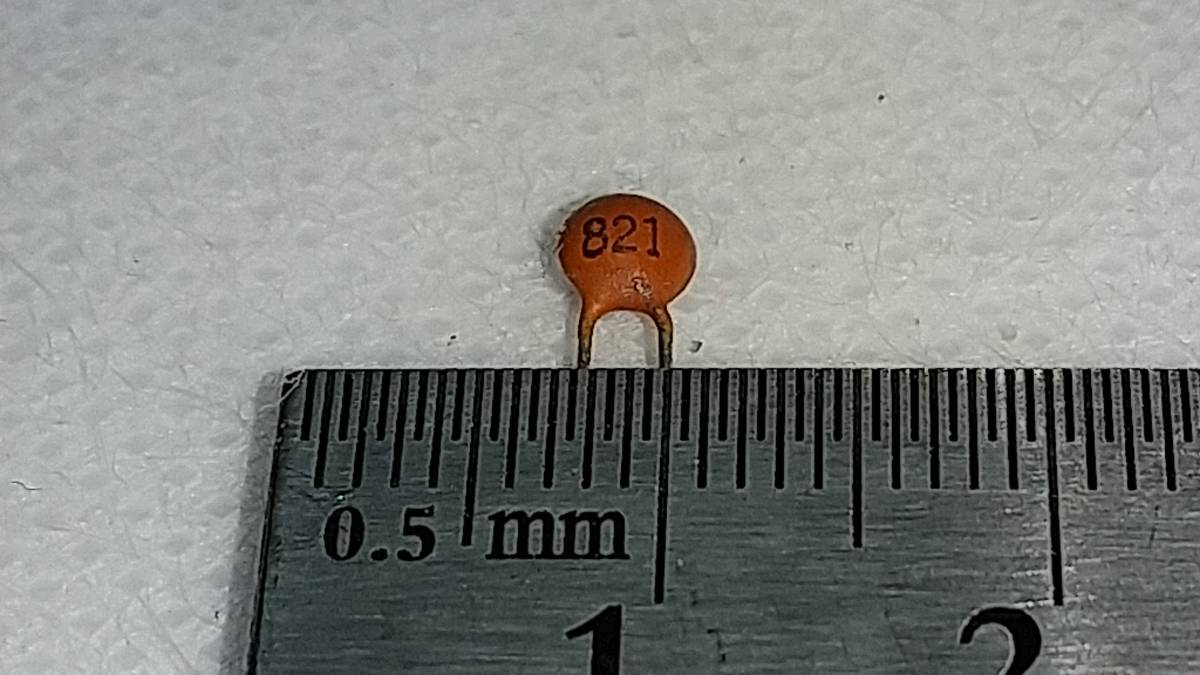 セラミックコンデンサー 821(820pF)【1セット 10個】拍卖