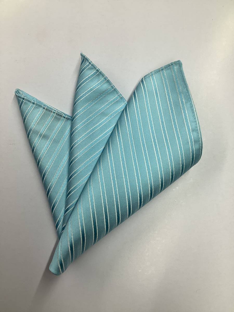 新品★定価3,190円の品★最高級織物使用のシルク100%ポケットチーフ 明るくて綺麗なミント系 お買い得サービス拍卖