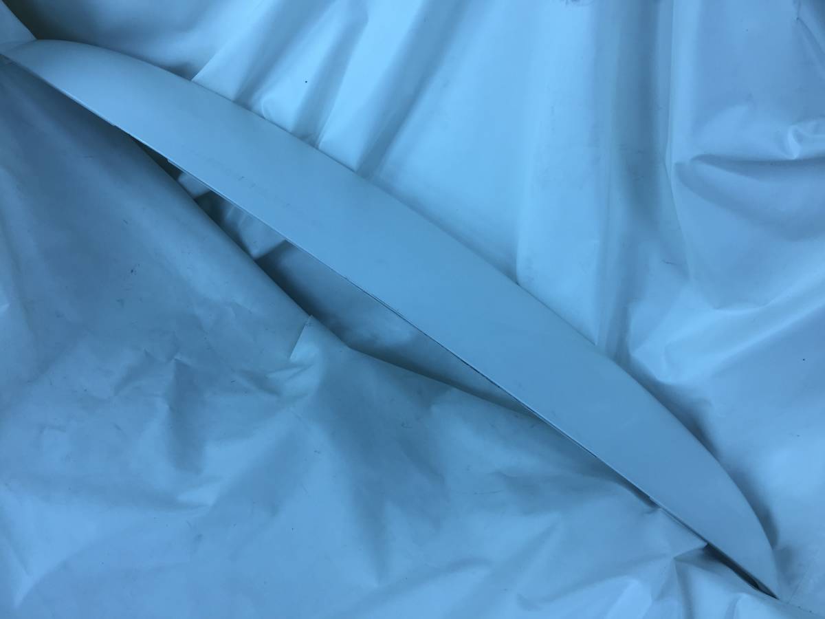 E1217 エリシオン RR1 RR2 RR3 RR4 RR5 RR6 テールゲート リアゲート リヤゲート ウイング部分のアッパー ガーニッシュ オデコ 拍卖