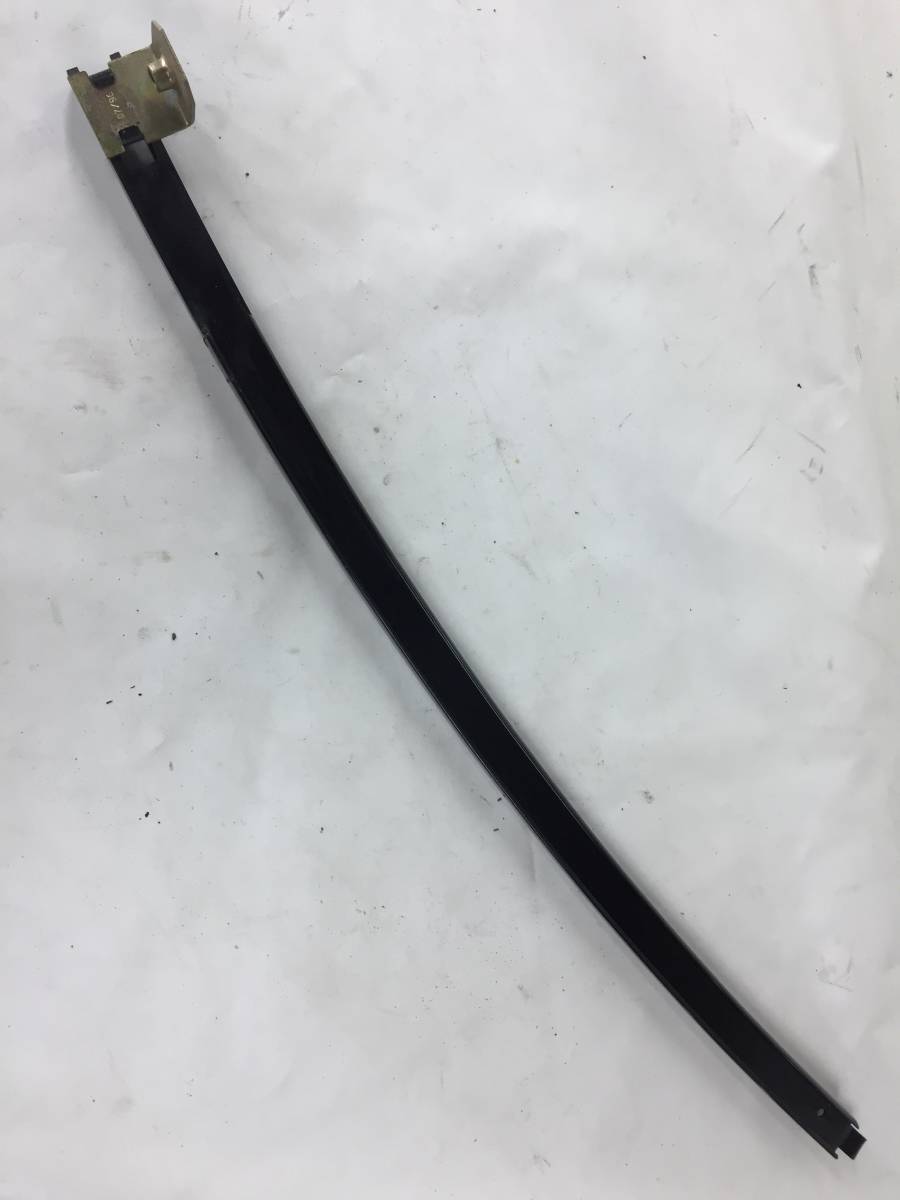 W210 E230 ベンツ ワゴン 右 リア ドア ウインドウ ステイバー サッシュ リヤ Eクラス 拍卖