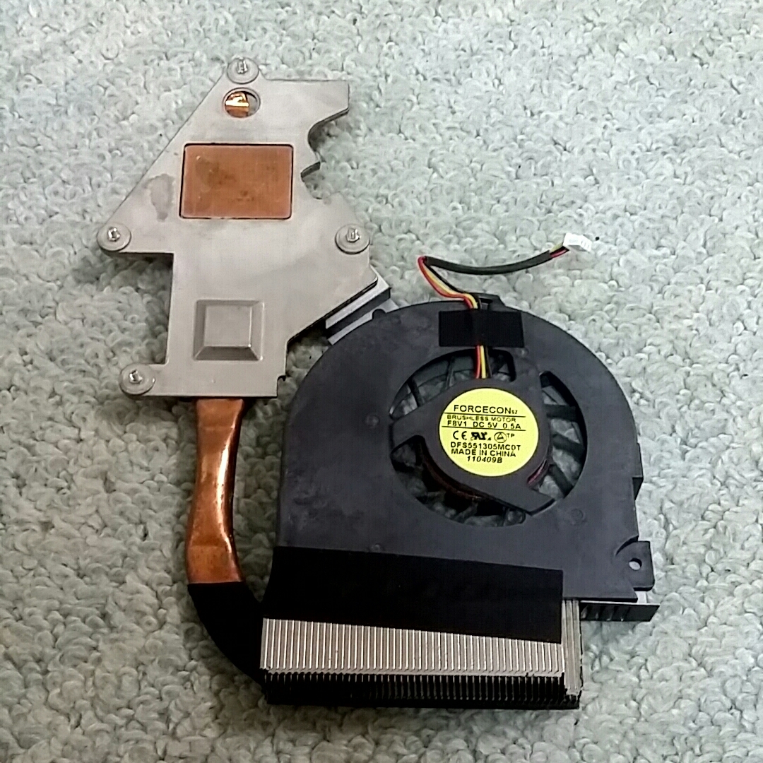 岐阜 即日 送料185円 ★CPU 冷却 ファン クーラー★ヒートシンク付き FORCECON BRUSHLESS DFS551305MCOT DC5V 0.5A ★確認済 管FF200拍卖