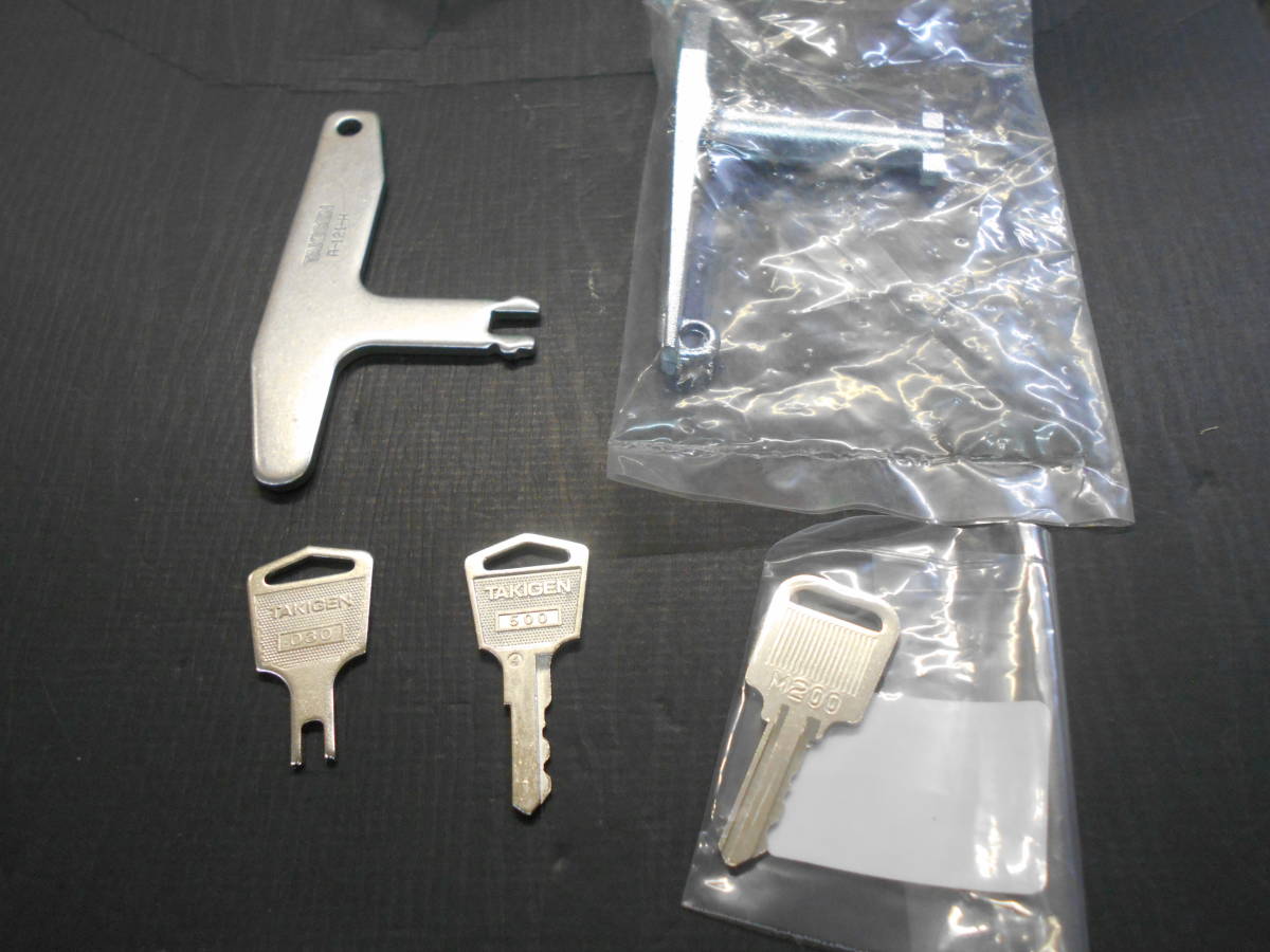 【 5本組 】タキゲン TAKIGEN 配電盤 分電盤 鍵 キーハンドル 計5本セット ハンドル キー タキゲン NITO H28 ニットー H-28 ハンドル拍卖