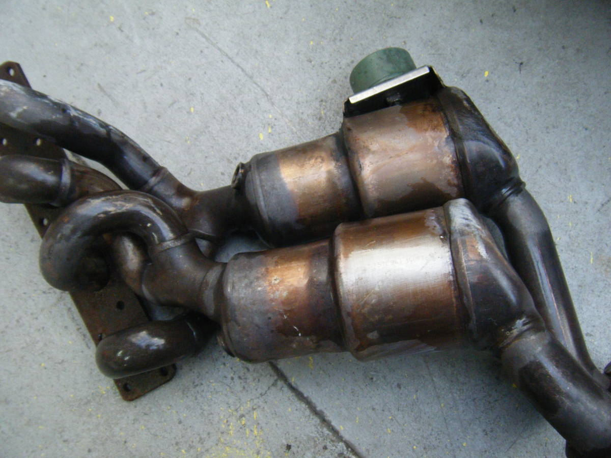 BMW3シリーズ、320LCI後期モデルN46エンジン 触媒、キャタライザー拍卖