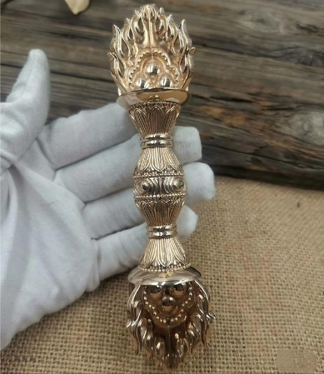 「81SHOP」密教法具 金剛杵 寶珠杵 内部収納あり 経文入れ 真鍮製長さ16cm拍卖