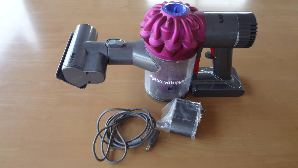 dyson ダイソン コードレス掃除機 DC61拍卖