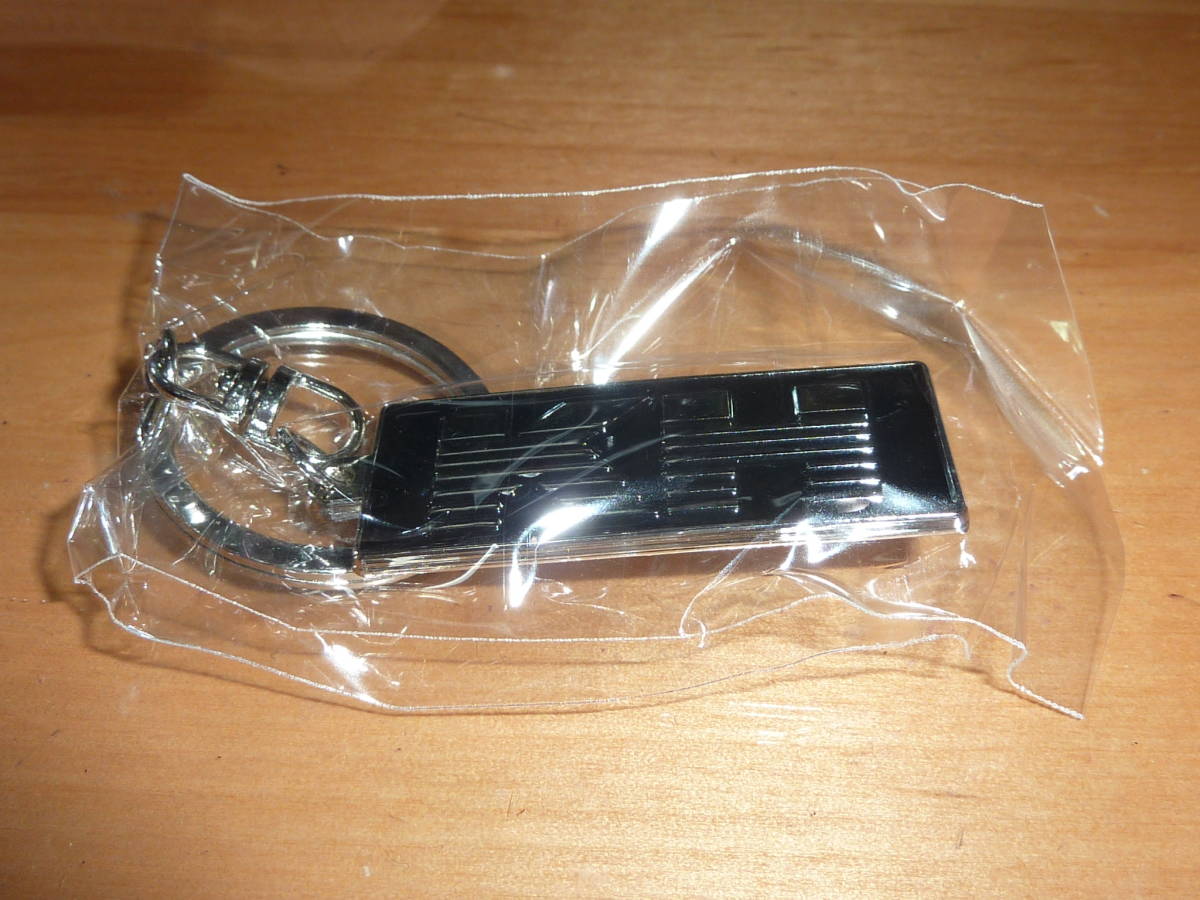 kawasaki カワサキ モーターサイクル エンブレム メタルキーホルダー KH400 ケッチ KH400 川崎 KHI拍卖