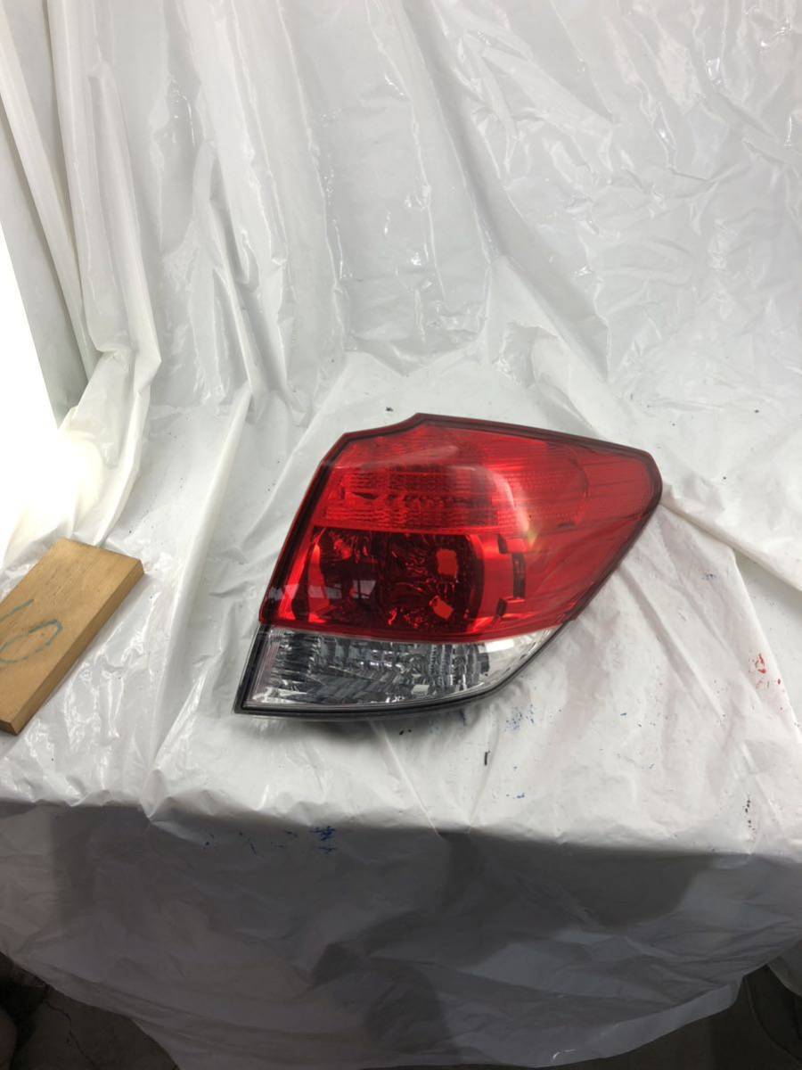 g10.21 BR9 レガシィ テールランプ 右 84912AJ090 KOITO 220-20067 テールライト 右側運転席側拍卖