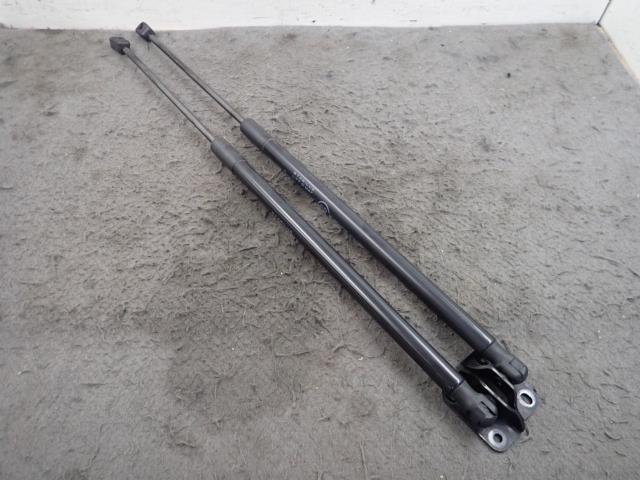 ミラトコット DBA-LA550S バックドアダンパー R73 68950-B2470拍卖