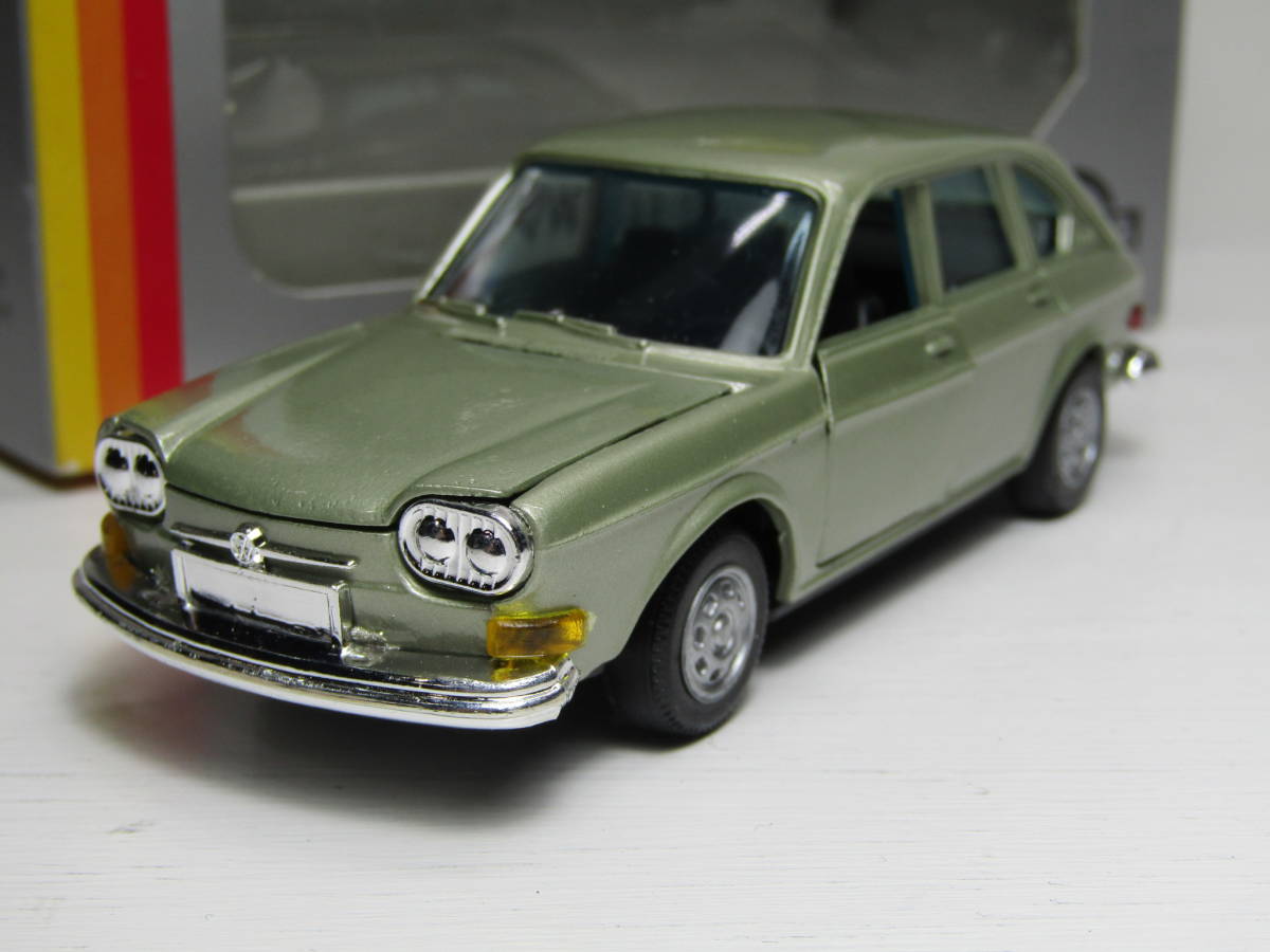 Volkswagen 1/43 VW FLAT4 フォルクス ワーゲン TypeⅣ タイプ4 411 VW Type 4 Ⅳ ハッチバック Made in West Germany GAMA製 当時物拍卖