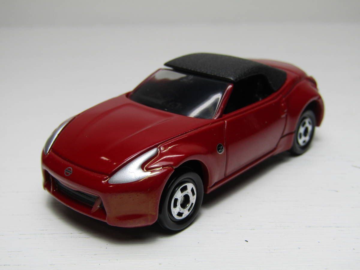 NISSAN 日産 Fairlady 1/57 フェアレディZ ROAD STAR 2009年製 本体のみ S30 赤 TOKYO JDM 東京 Japan DATSAN Top取り外し可能拍卖