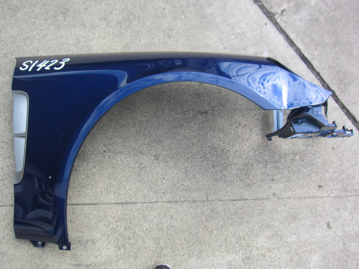 Porsche ポルシェ 971 パナメーラ 純正 フェンダー 右 青系 971.821.112.A S1423 拍卖