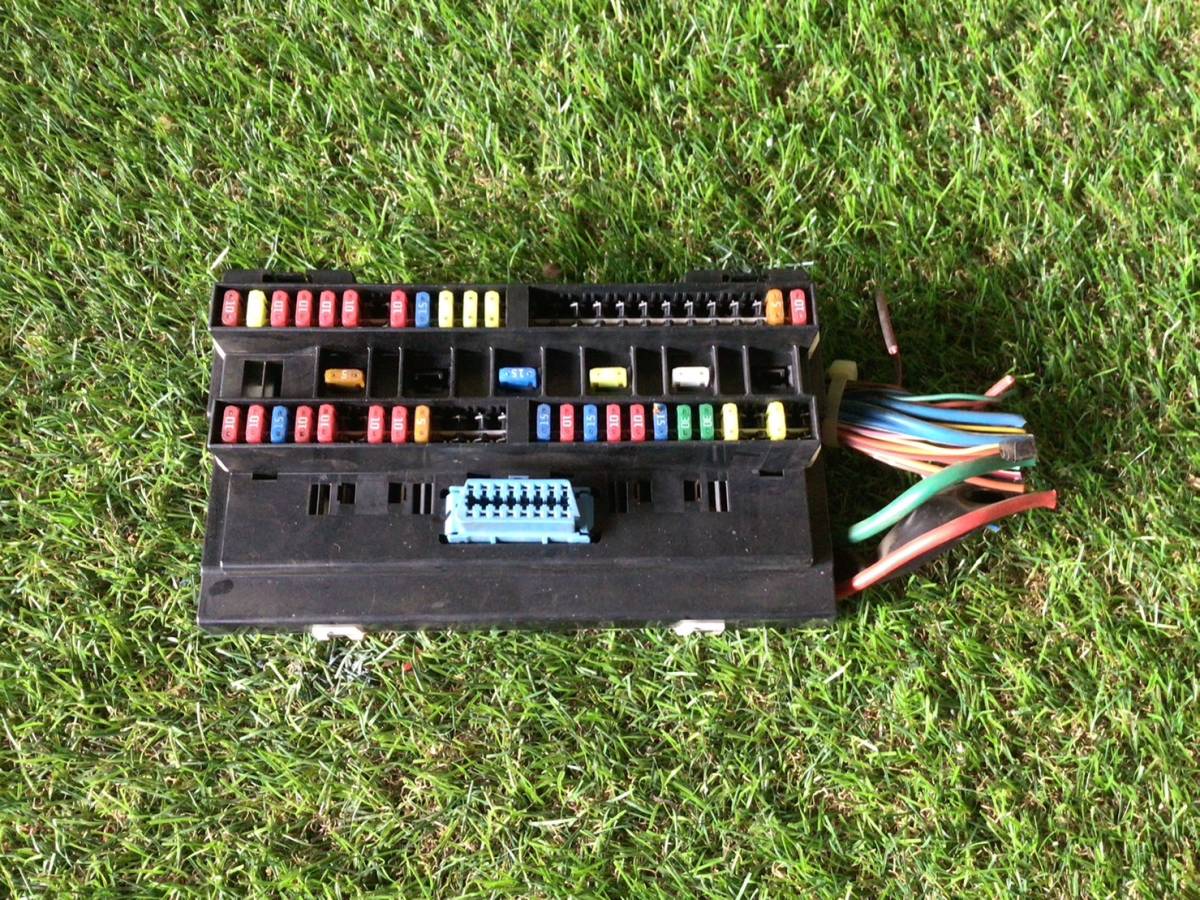 FD70BB H.17年 ジェネキャン ヒューズ ボックス C 23103 ④ 即日発送可 ヤフオク 60s拍卖