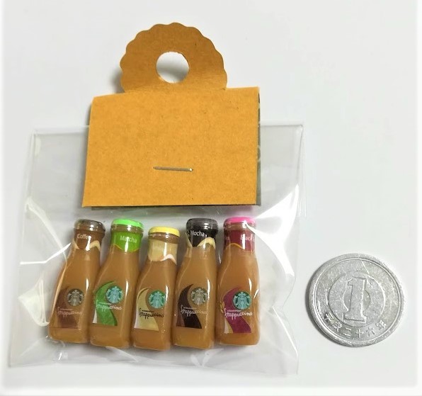 ミニチュア★スターバックス★カプチーノ★コーヒー・モカ・バニラ・ブラックティー・抹茶の5本セット★リカちゃんにも★ドールハウスに★拍卖