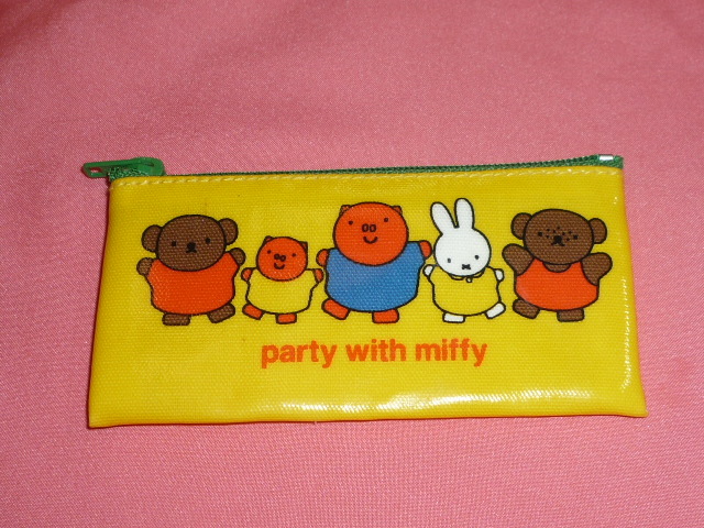 激レア!カワイイ♪ブルーナ ミッフィー キャラクター ミニポーチ☆拍卖