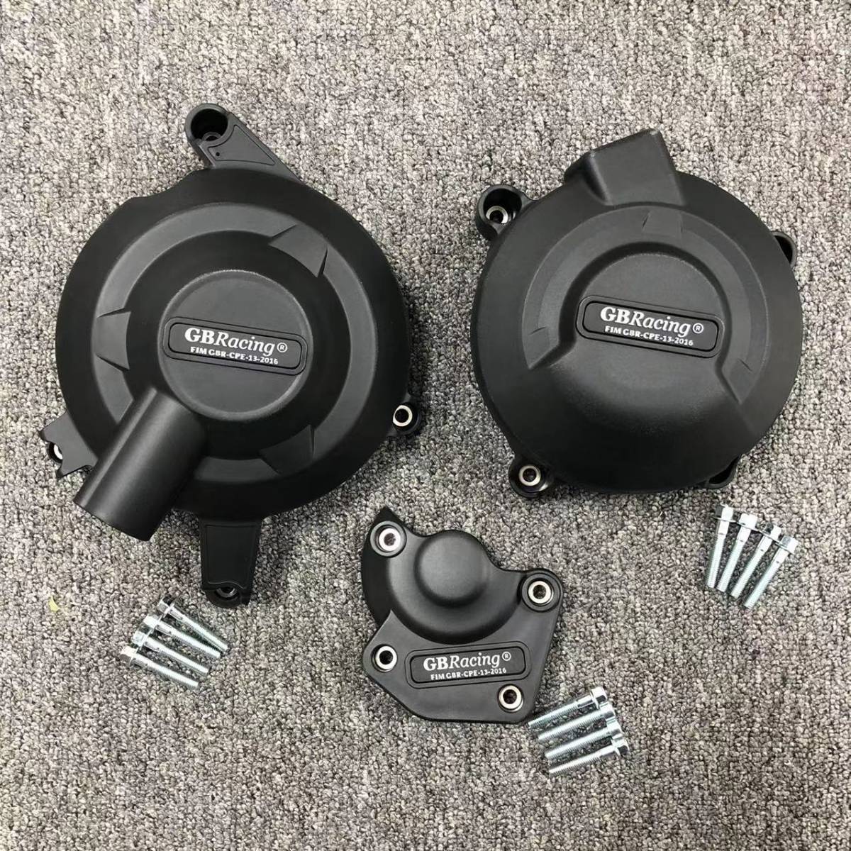 オートバイ エンジンカバー セット トライアンフ デイトナ 675r 2011-2012用 / ストリートトリプル 2011-2016拍卖