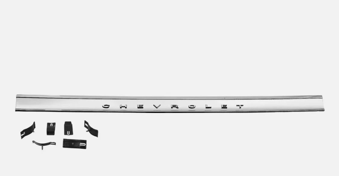 1964インパラトランクパネルモール、トランクデッキパネルモール、トランクモール新品。ローライダー ハイドロ シボレー拍卖