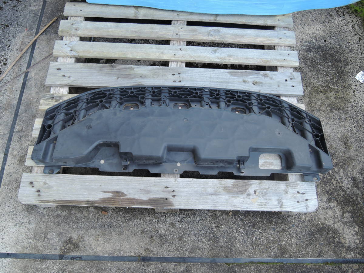 2000円即決 ZE0 リーフ 純正 アンダーパネル フロントバンパー 62663 3NC1A N-0101拍卖