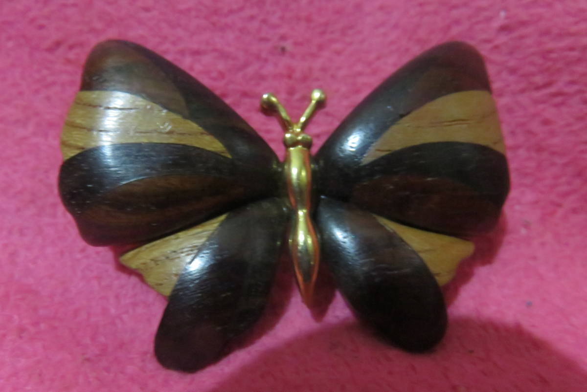 X7775 ブローチ ちょう バタフライ 木製拍卖