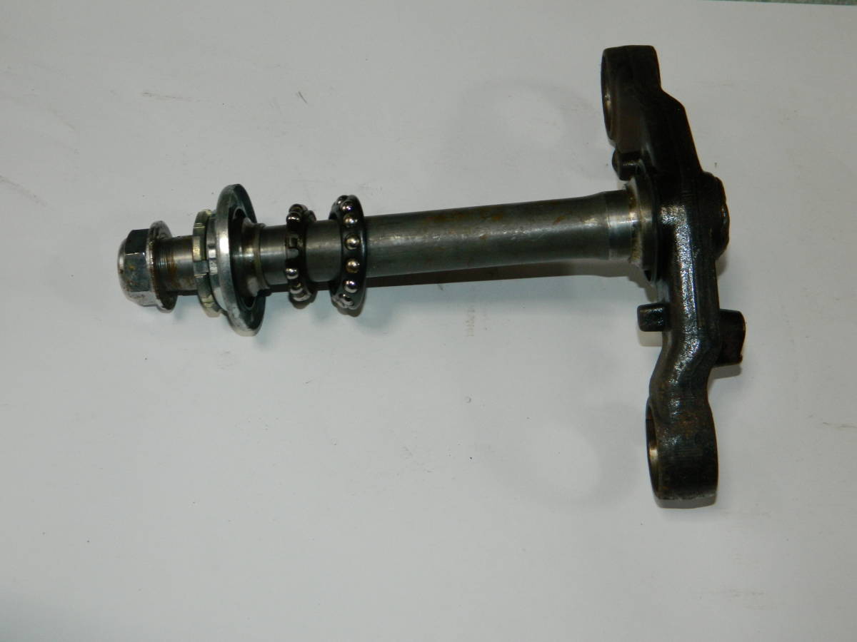 101 CBR400Rエアロ ステアリングステム、三つ又、37mm NC23 0拍卖