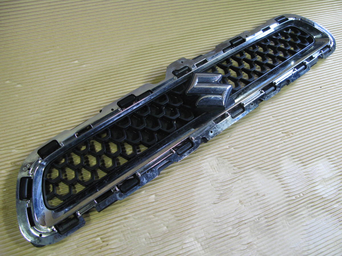 G スズキ MR31S ハスラー 純正 フロントグリル 71743-65P0拍卖