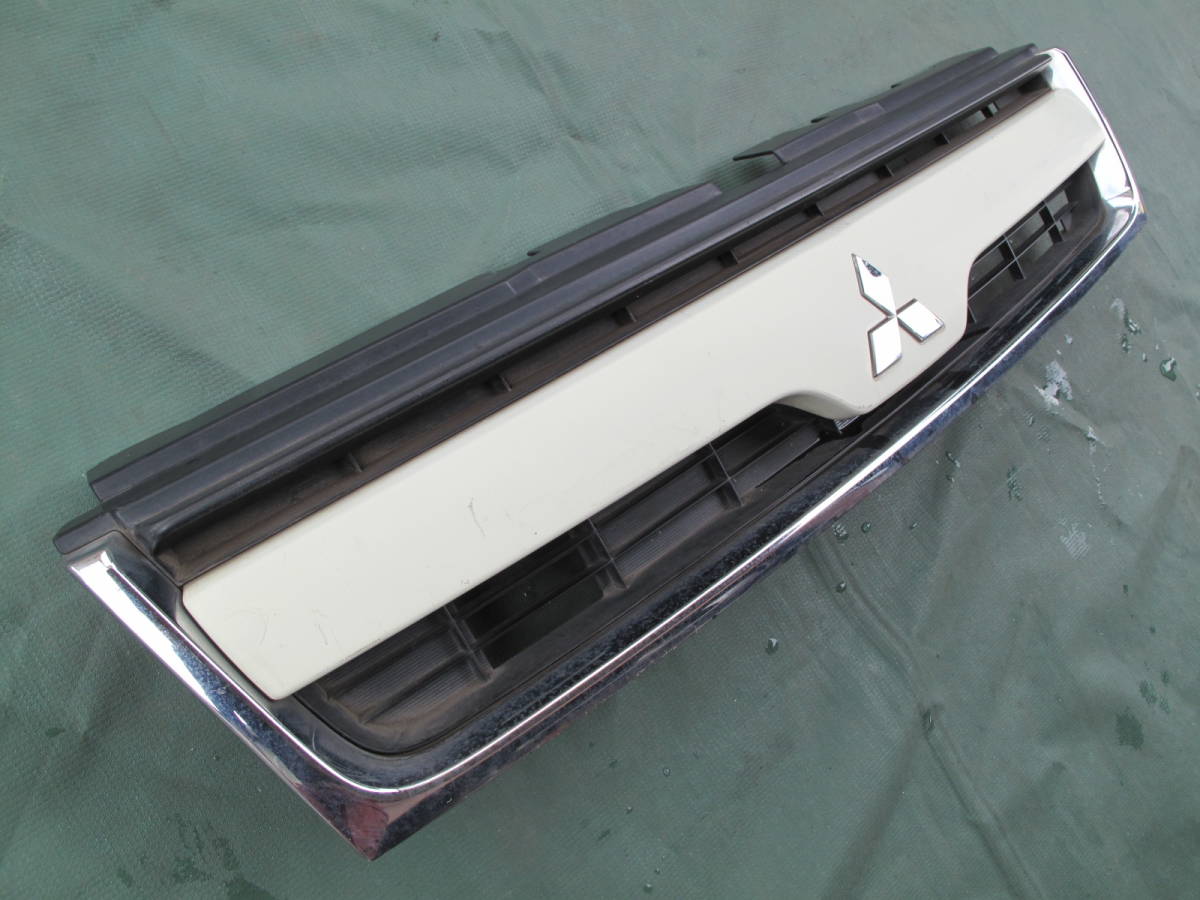 G 三菱 eKワゴン H82W 純正 フロントグリル 7450A383-01拍卖